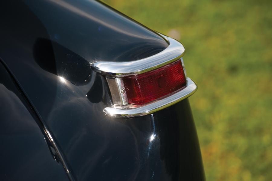  Lincoln Continental Cabriolet Black 1948 года  (фото 13 из 22)